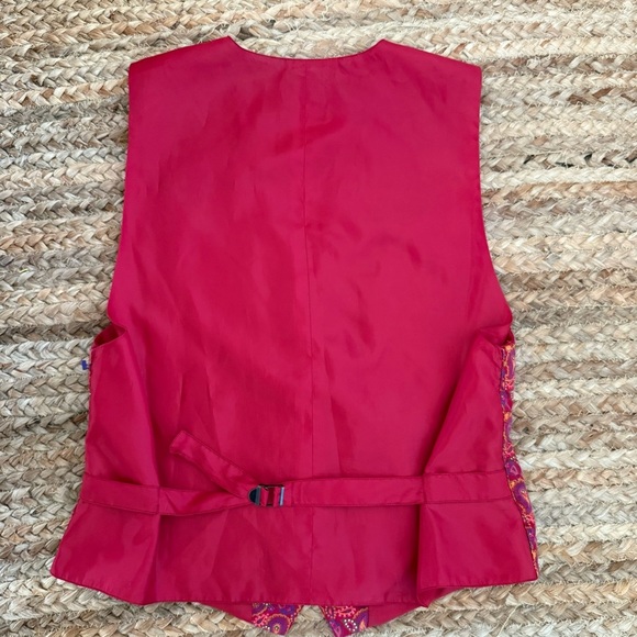 Vintage Liz Sport Medium Red Quilted Paisley Vest Waistcoat Top - Picture 5 of 5